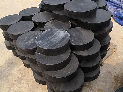 稻城县板式橡胶支座由若干层橡胶片与薄钢板经加压硫化